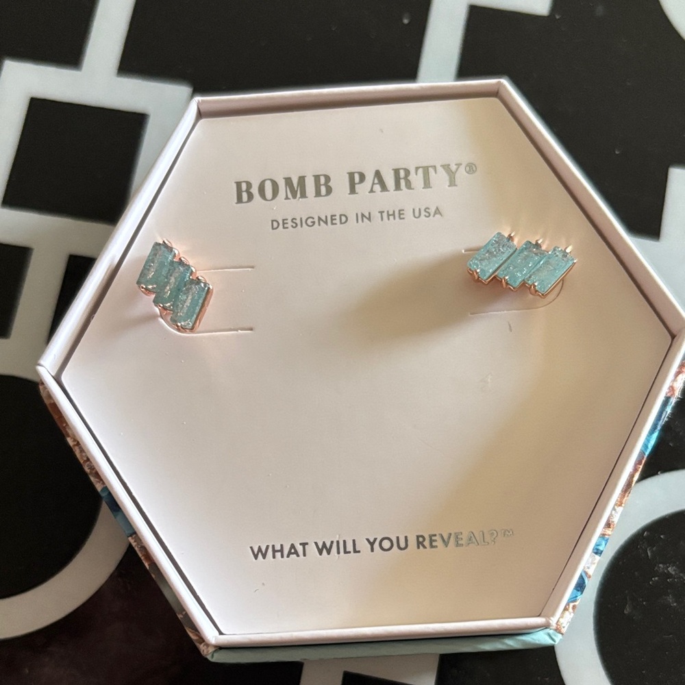 Bomb Party Earrings, Feeling Adored